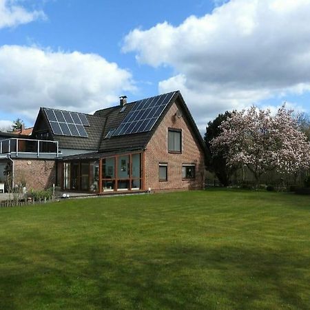 Apartment In Upper Floor In Nature Reserve. Hipstedt Buitenkant foto
